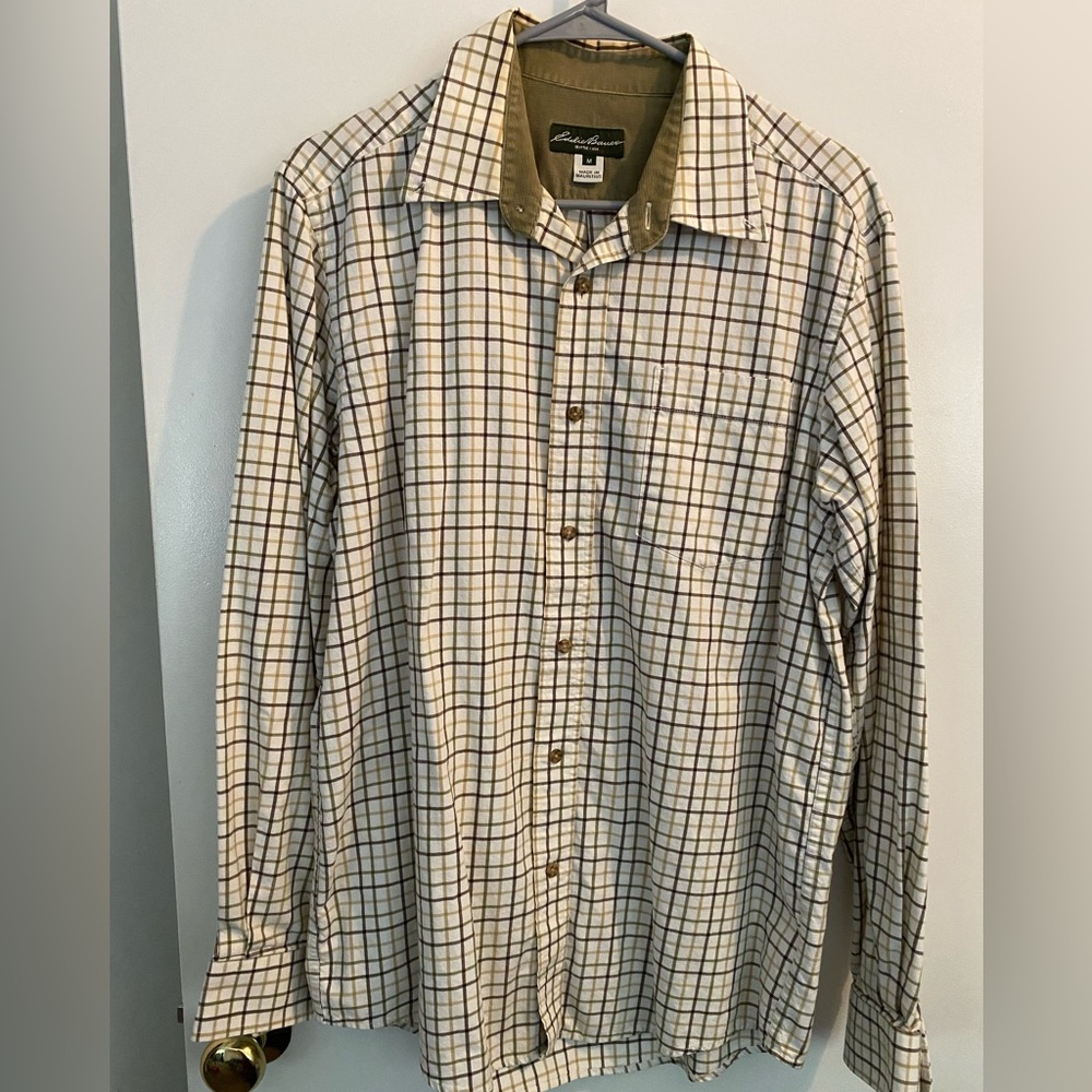 Eddie Bauer Classic Fit Flannel - Men’s M